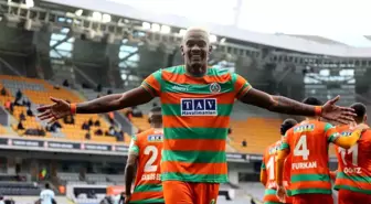 Corendon Alanyaspor'un forvet oyuncusu Sochi'ye kiralandı