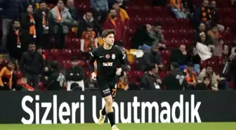 Galatasaray'ın genç futbolcuları ilk kez süre aldı