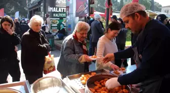 Aydın'da depremde hayatını kaybedenler için lokma hayrı düzenlendi