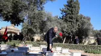 Dışişleri Bakanı Hakan Fidan, Malta Türk Şehitliği'ni ziyaret etti