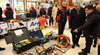 Diyarbakır'da deprem sergisi Ceylan Karavil Park AVM'de düzenlendi