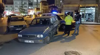 Çorum'da anahtarı üzerinde bırakılan otomobili çalan çocuk kaza yapınca yakalandı