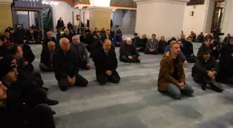 Kastamonu'da depremde hayatını kaybedenler için Mevlid-i Şerif okutuldu