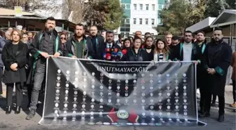 Diyarbakır Adliyesi'nde Deprem Anma Programı Düzenlendi