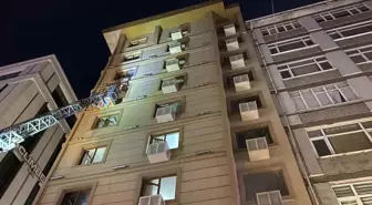 Fatih'te bir otelde yangın çıktı, otel sakinleri korku ve panik yaşadı