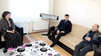 Çerkezköy Belediye Başkanı depremzedeleri ziyaret etti
