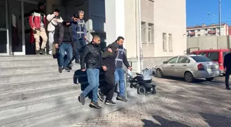 Kayseri'de Aranan 14 Şahıs Yakalandı