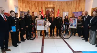 Kırklareli Öğrenciler Jandarma Resim Yarışmasında Ödüllendirildi