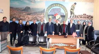 AK Parti Afyonkarahisar Belediye Başkan Adayı Hüseyin Ceylan Uluçay, Yarım Elma Derneği'ni ziyaret etti