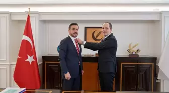 AKP'den istifa eden belediye başkanları Yeniden Refah Partisi'nden aday oldu