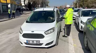 Aksaray'da 12 Saatlik Sabit Uygulamada 1.200 Araç Denetlendi