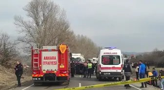 İki araç birbirine girdi: 4 ölü, 2 yaralı