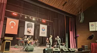 Maltepe Belediyesi Barış Manço ve Cem Karaca'yı Anma Programı Düzenledi