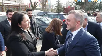 AK Parti, Edirne'de belediye başkan adaylarını tanıttı