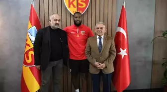 Kayserispor, Duckens Nazon ile sözleşme imzaladı