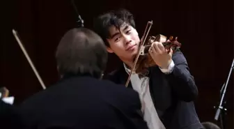 Wiener Concert-Verein ve Timothy Chooi İstanbul'da konser verdi