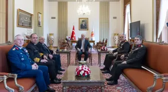 TBMM Başkanı Numan Kurtulmuş, Milli Savunma Bakanı ve Genelkurmay Başkanını kabul etti