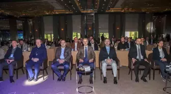 Bakan Uraloğlu: '19,5 milyonu sabit, 74,8 milyonu mobil olmak üzere 94,3 milyon geniş bant internet abone sayısına ulaştık'