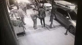 Bayrampaşa'da motosiklet sürücüleri arasında çıkan kavgada bir kişi bıçakla öldürüldü