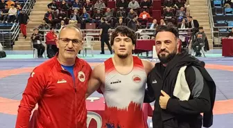 Samsun Büyükşehir Belediye Spor Kulübü Grekoromen Güreş Takımı Şampiyonada Başarılı