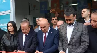 Cumhur İttifakı'nın Ankara Büyükşehir Belediye Başkan adayı Turgut Altınok, Haymana'da Seçim Koordinasyon Merkezi'nin açılışına katıldı