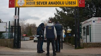 Elazığ'da polis ekipleri okul önlerinde denetim gerçekleştirdi