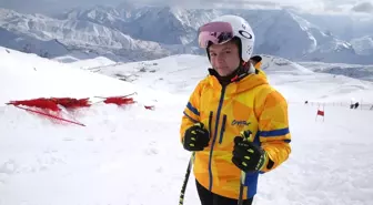Hakkari'deki Alp Disiplini Yarışları Sporcuları Ağırladı