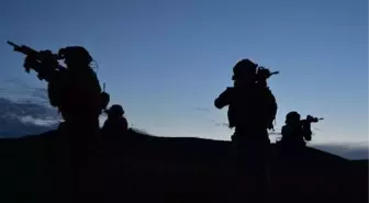 Irak'tan kaçan 2 PKK'lı terörist Habur'da teslim oldu