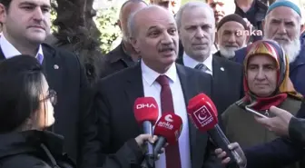 Saadet Partisi İstanbul Büyükşehir Belediye Başkan Adayı Birol Aydın, Necmettin Erbakan'ın Kabrini Ziyaret Etti