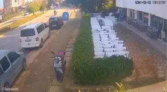 Çeşme'de Kamyonet Takla Attı: Bir Üniversite Öğrencisi Hayatını Kaybetti