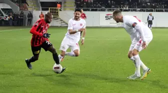 Çorum FK, Ümraniyespor'a 1-0 mağlup oldu