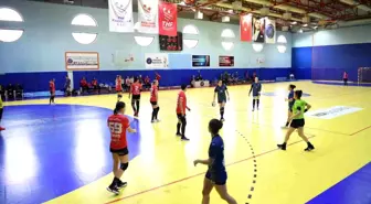 Konyaaltı Belediye Spor Kadın Hentbol Takımı Yarı Final İçin Avantaj Elde Etti