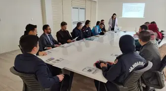 Yalıhüyük'te bağımlılıkla mücadele toplantısı düzenlendi