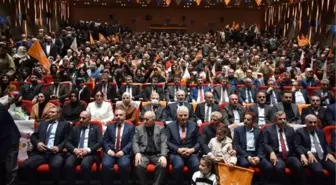 Nihat Zeybekci: Batman Belediyesi'ne hizmetkar bayrağını çektiğimizde zeybek oynayacağım