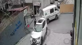 AK Parti Küçükçekmece Belediye Başkan Adayı'na silahlı saldırı