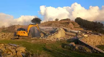 Çanakkale'de Kaçak Yapı Yıkım Çalışmaları Hız Kesmeden Devam Ediyor