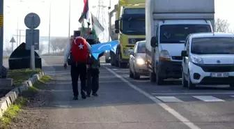 İstanbul'dan Ankara'ya Filistin için yürüyüş başlatan 2 arkadaş Bolu'ya geldi