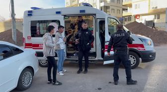 Önlerini kesip önce darp edip sonra bıçakladılar: 4 yaralı