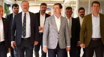 Cumhur İttifakı Mersin Büyükşehir Belediye Başkan Adayı Serdar Soydan, Mersinlilik bilinci ile çalışılması gerektiğini vurguladı