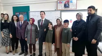 Sancaktepe Belediye Başkanı Şeyma Döğücü, okula ziyarette bulundu