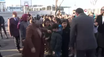 Sınıf başkanının seçim vaadini Belediye Başkanı gerçekleştirdi