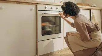 Annesinin yanlışlıkla fırında uyuttuğu bebek hayatını kaybetti