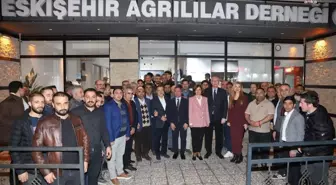 Tepebaşı ve Odunpazarı Belediye Başkanları Ağrılılar Derneği'ni Ziyaret Etti