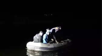 Batman'da tekne su almaya başladı, 3 genç itfaiye ekipleri tarafından kurtarıldı