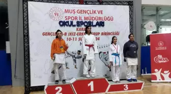 Çermikli kızlar karate müsabakalarında başarı elde etti