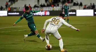 Manisa FK, Giresunspor'u 2-0 mağlup etti