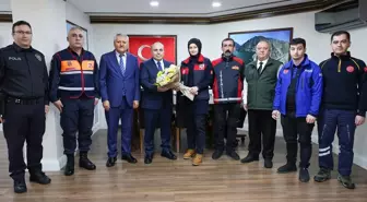 Artvin Valisi Cengiz Ünsal, 112 Acil Çağrı Merkezi personeliyle bir araya geldi