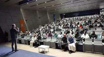 Başakşehir Belediye Başkanı Gençlere Tavsiyelerde Bulundu