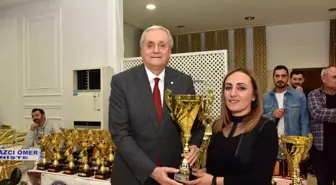 Bozüyük'te Posta Güvercini Yarışmasının Kupa Töreni Düzenlendi