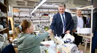 CHP İzmir Büyükşehir Belediye Başkan Adayı Dr. Cemil Tugay, Moda Tekstil Konfeksiyoncular Sitesi'ni ziyaret etti